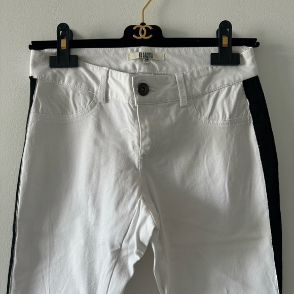 BB Dakota white skinny jeans size 26 black canvas stripes down the sides pockets - Picture 3 of 4